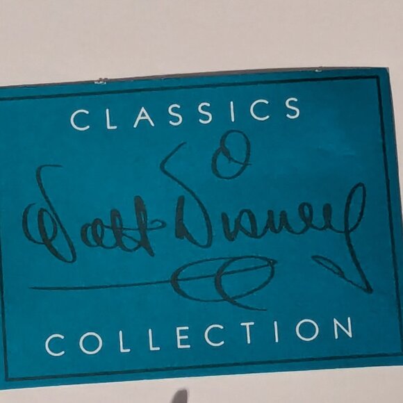 Vintage Walt Disney Classic Collection Ariel Shell Charm - Picture 2 of 5